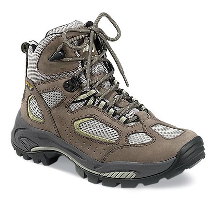 Keen Targhee II Mid Womenâ€™s Hiking Boots : My friend Patricia has ...
