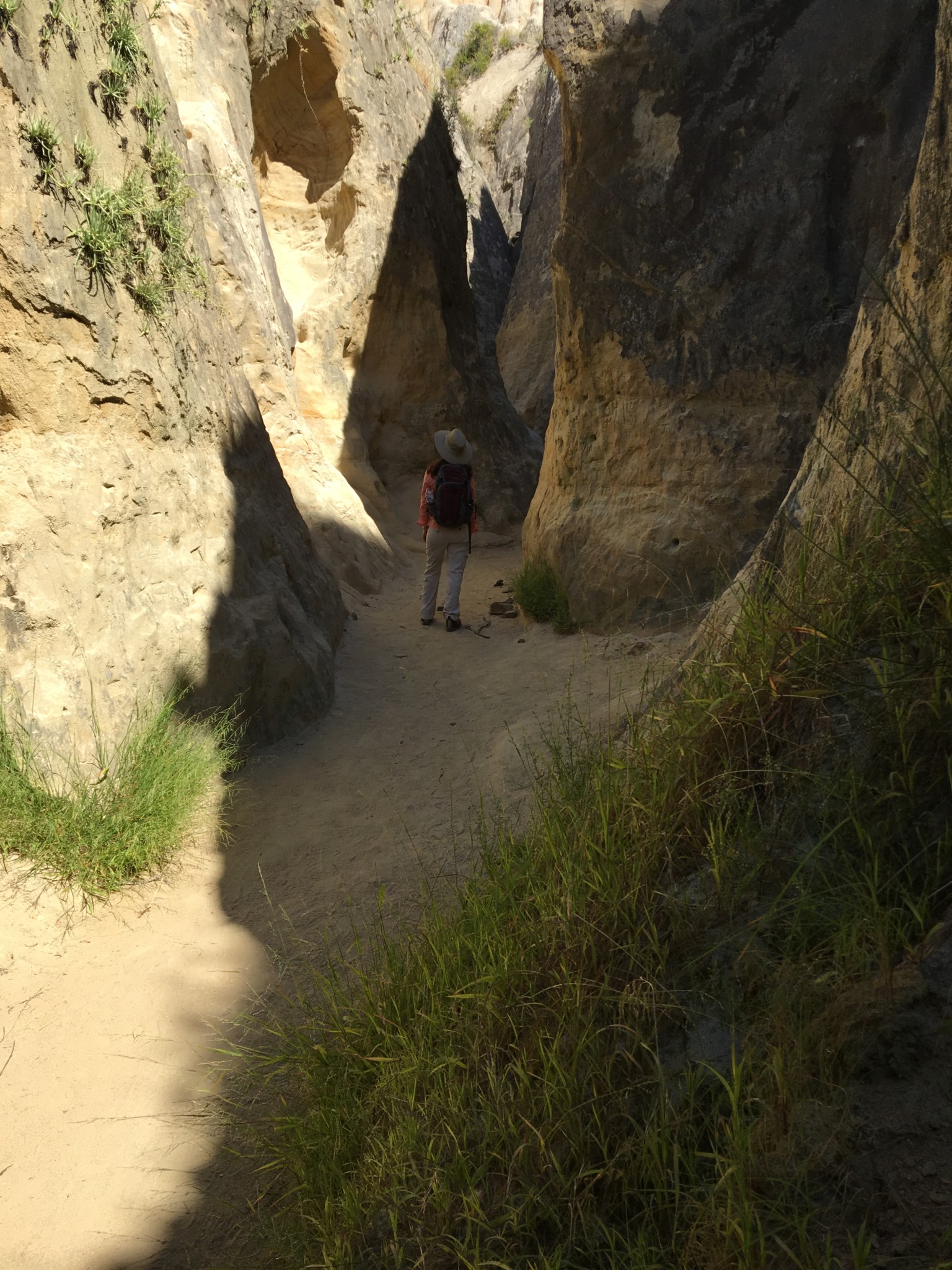 Slot canyon san diego hikes